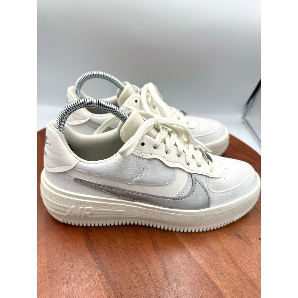 Nike‎ Air Force 1 PLT.AF.ORM Sneaker Summit White/Silver DJ9946-101 Womens 8